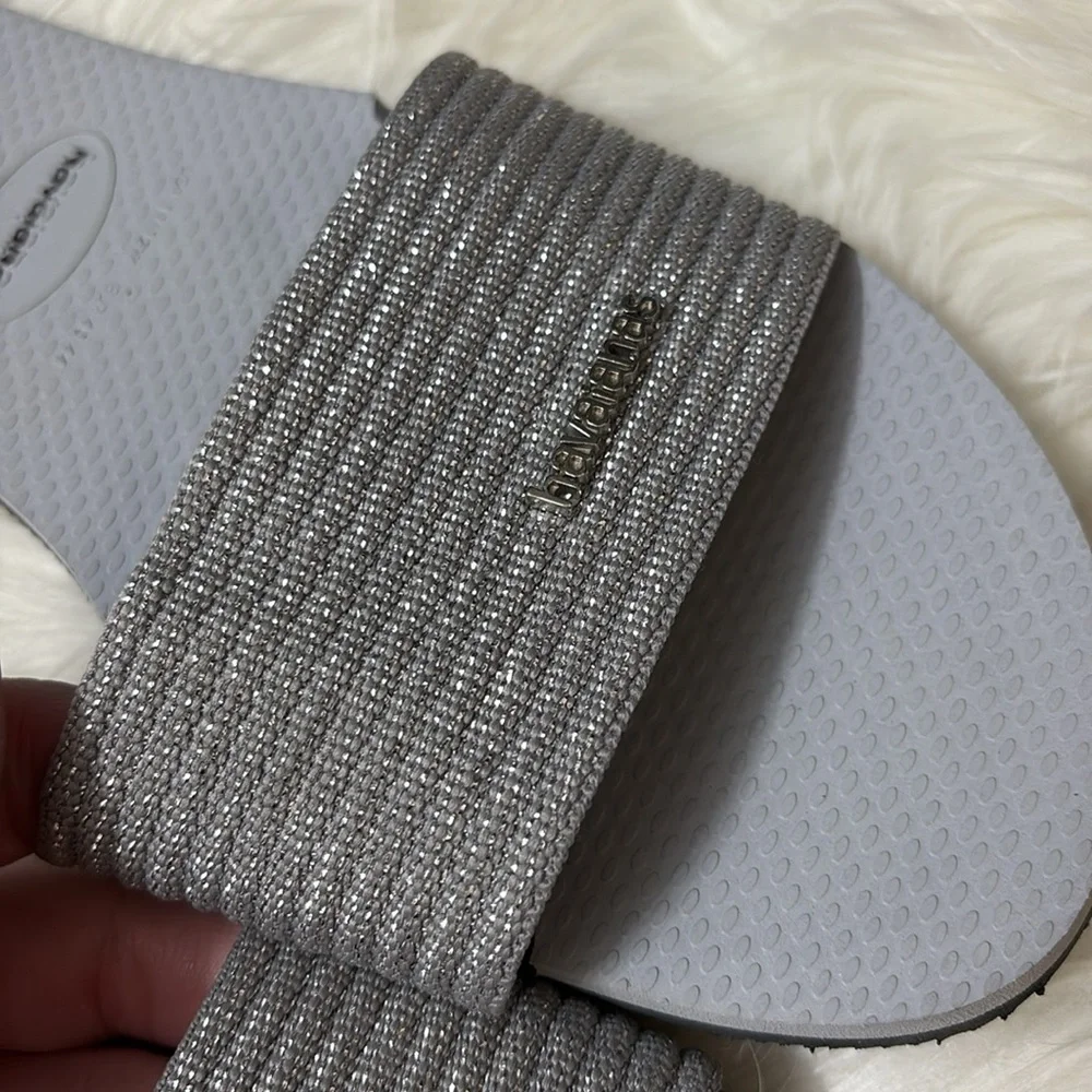 NWT Havaianas Silver Sparkly Slip On Sandals Size 11/12W
